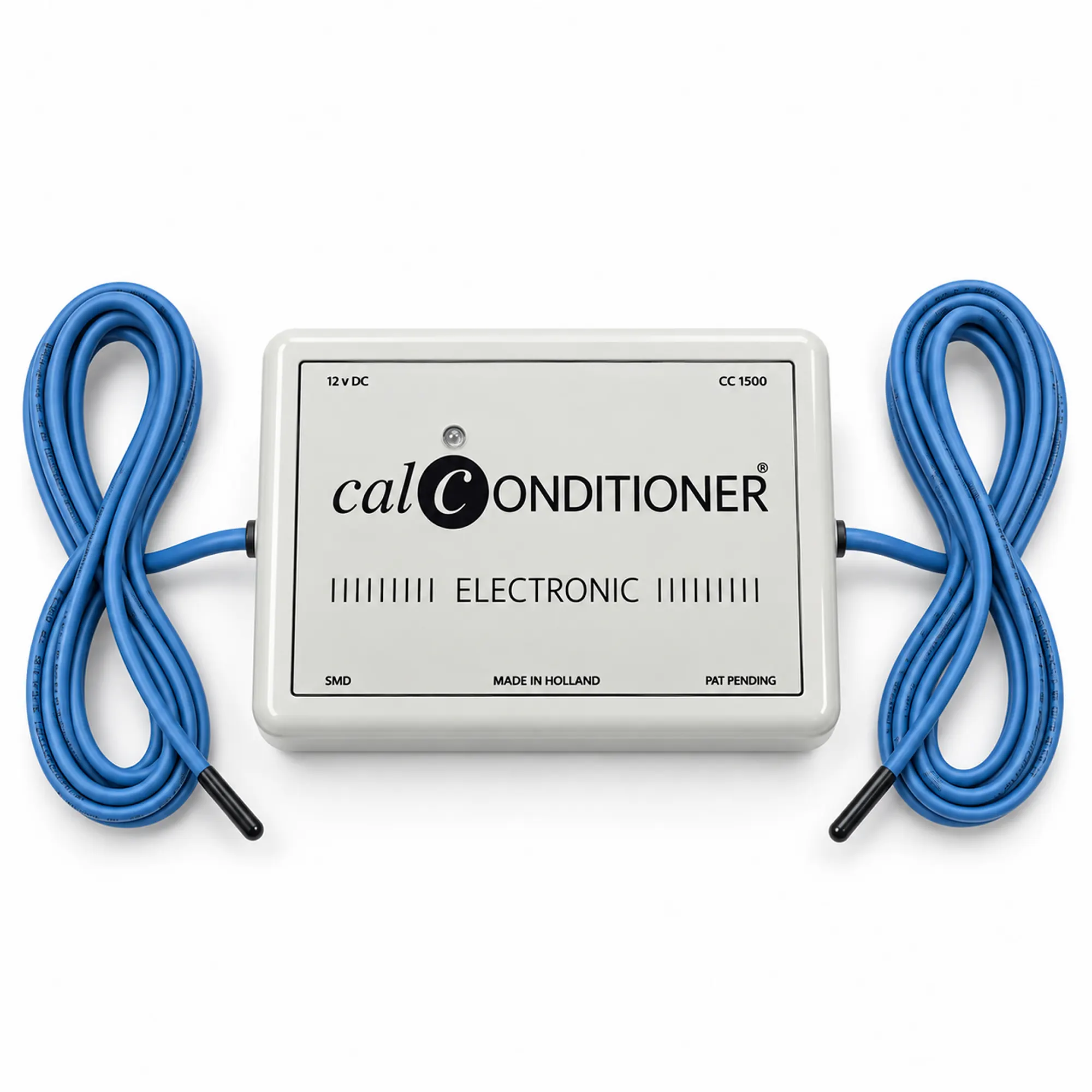 Calconditioner CC1500 elektronische ontkalker met twee blauwe spoelkabels